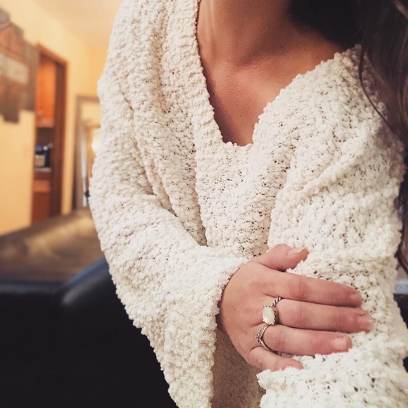 COZY SOFT POPCORN SWEATER - Picture 10 of 16
